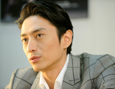 伊勢谷友介